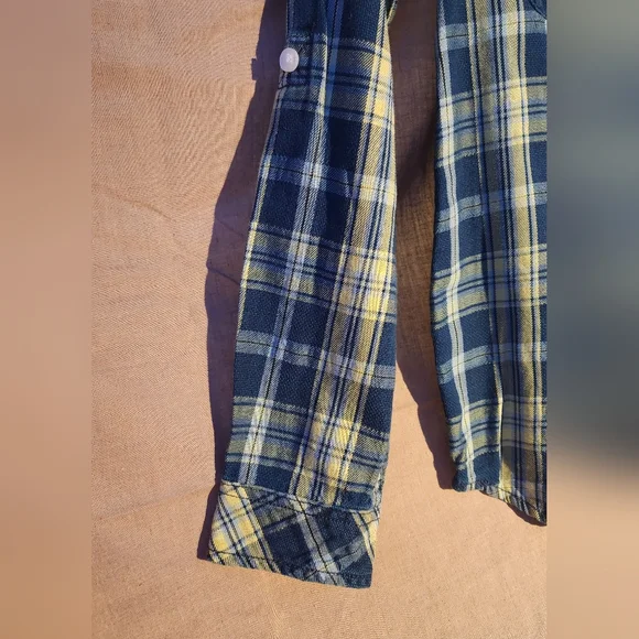 Guess Boys plaid twill long sleeve shirt Size 8 - Picture 2 of 7